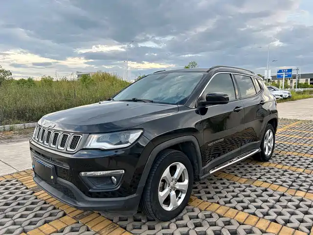 JEEP GUIDE 2017
