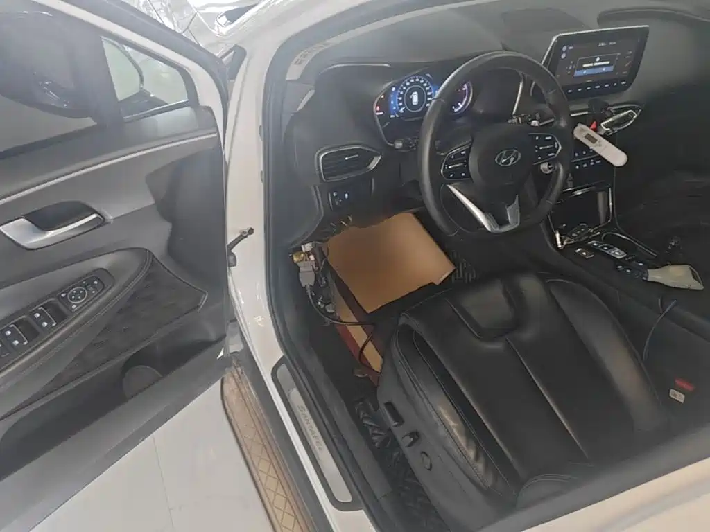 Hyundai Santa Fe — миниатюра 16