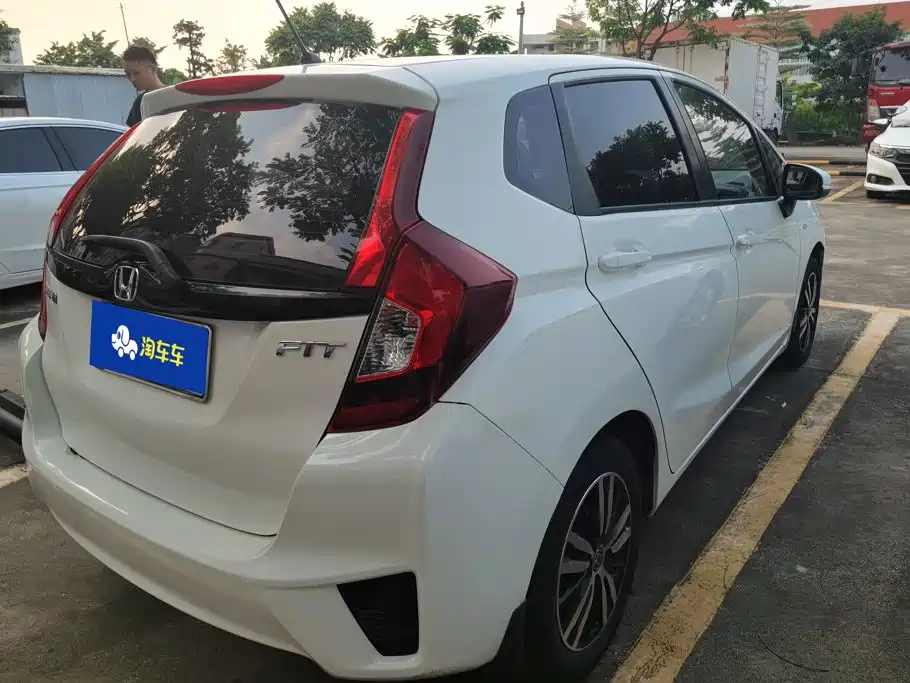 Honda Fit — миниатюра 3