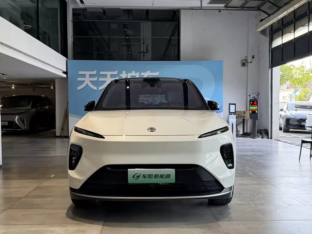 NIO ES8 — миниатюра 2