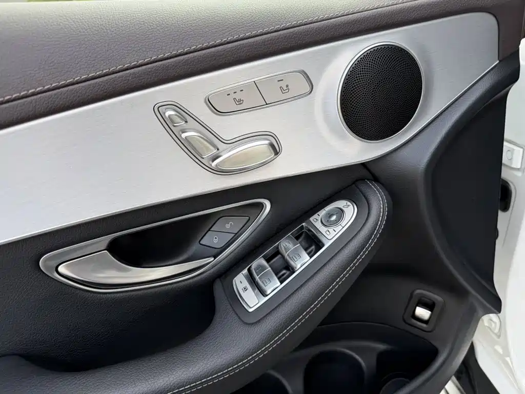 Mercedes-Benz GLC — миниатюра 8