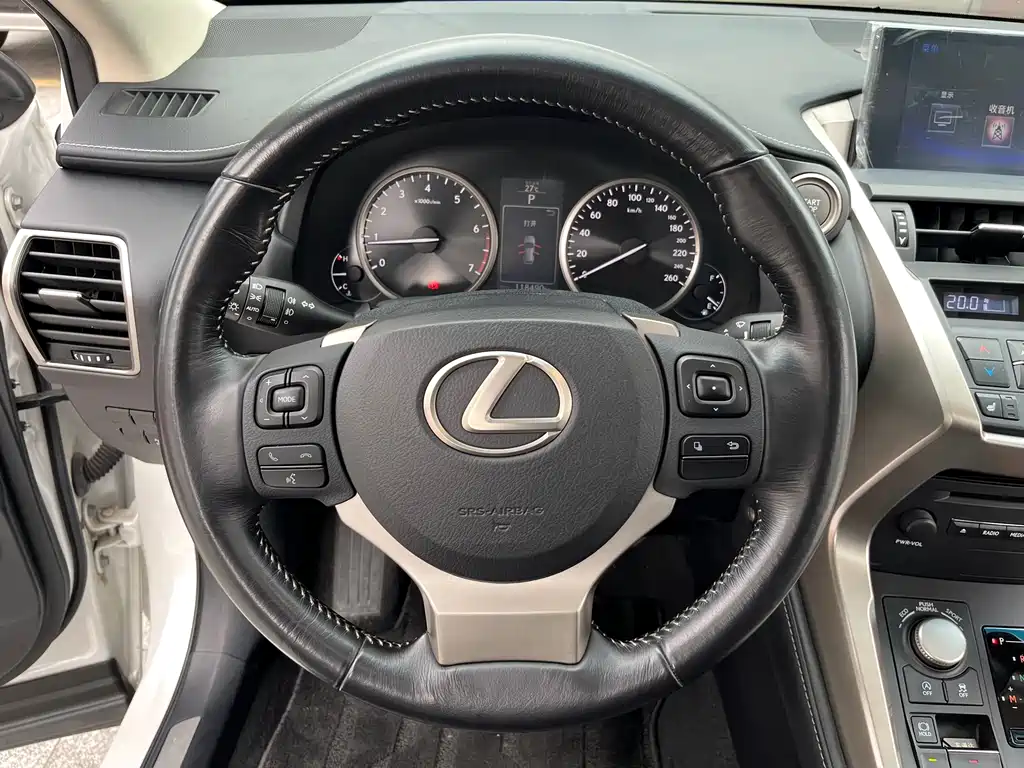 Lexus NX 200 AWD Sharp Fashion Edition, фото 15
