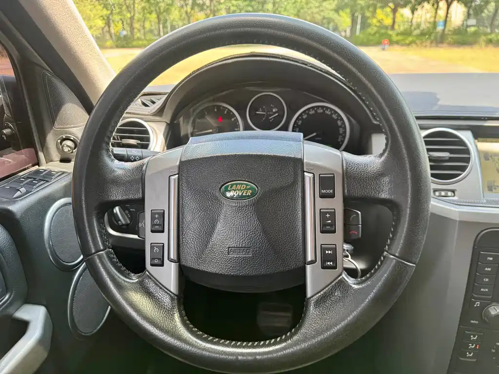 Land Rover Discovery — миниатюра 13