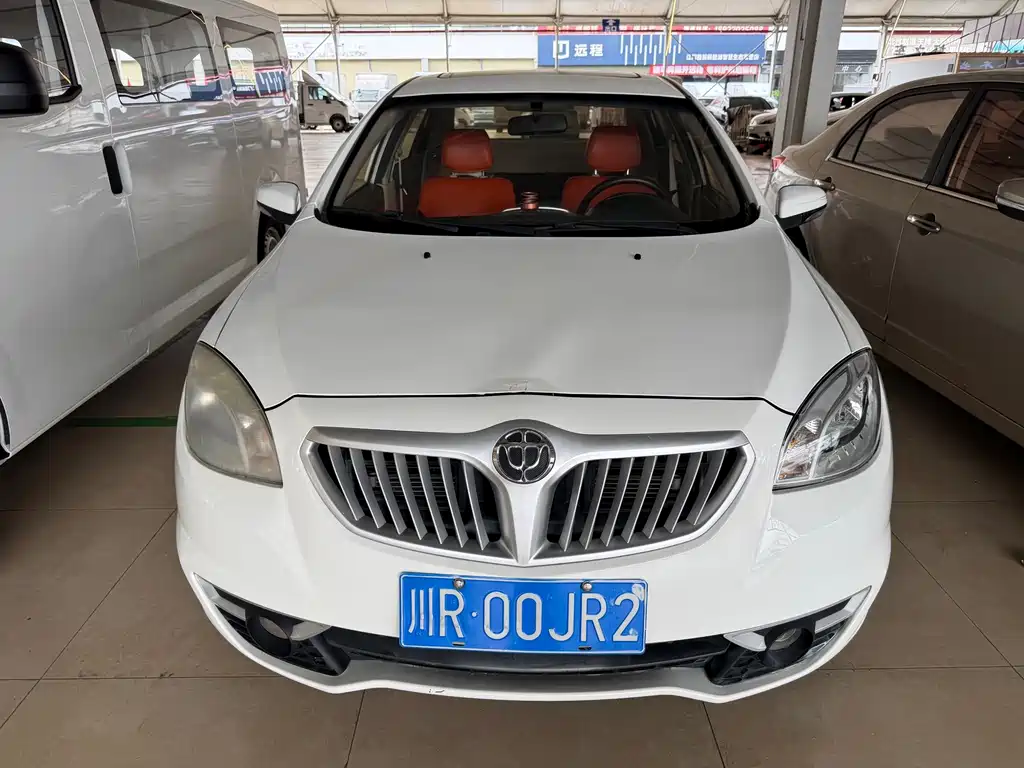 Zhonghua H330 — миниатюра 3
