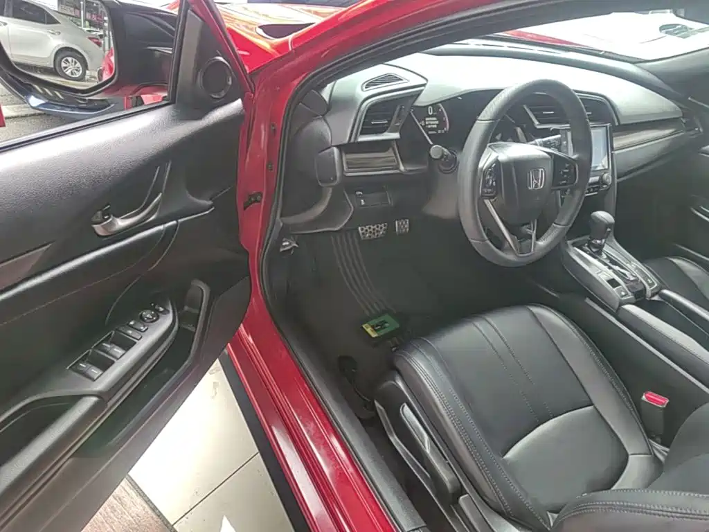 Honda Civic — миниатюра 16