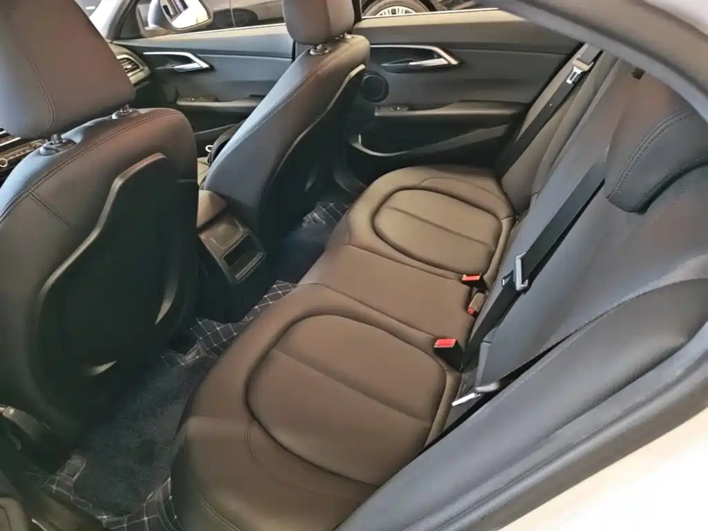 BMW 1 Series — миниатюра 17
