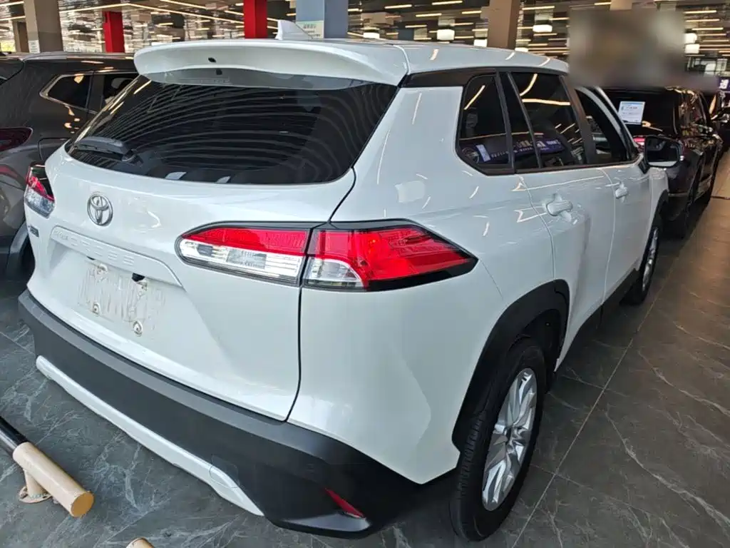Toyota Corolla Cross — миниатюра 7