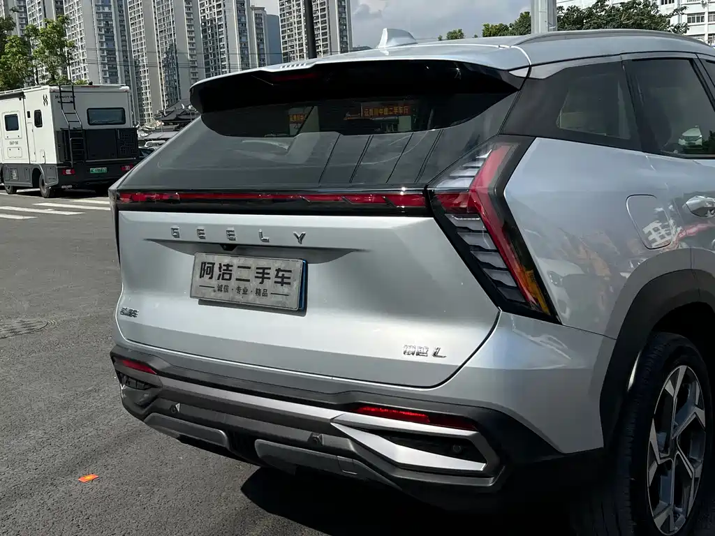 Geely Boyue L — миниатюра 30
