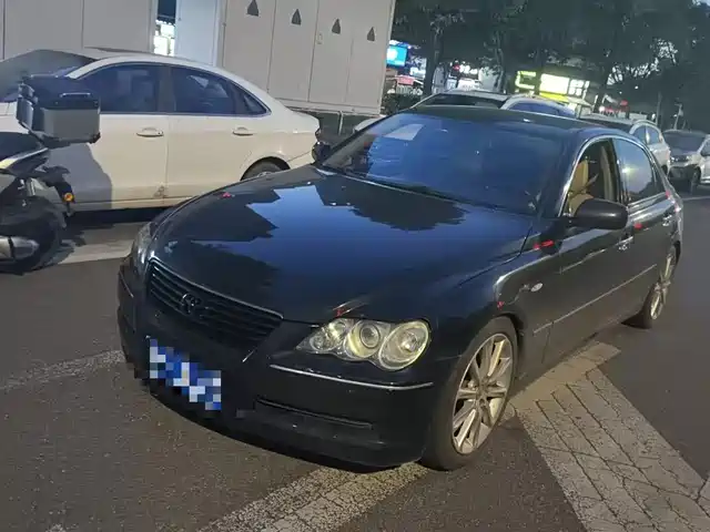 Toyota Reiz