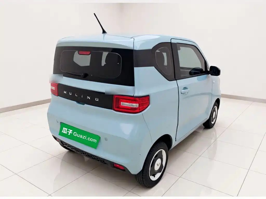 Wuling MINIEV — миниатюра 6