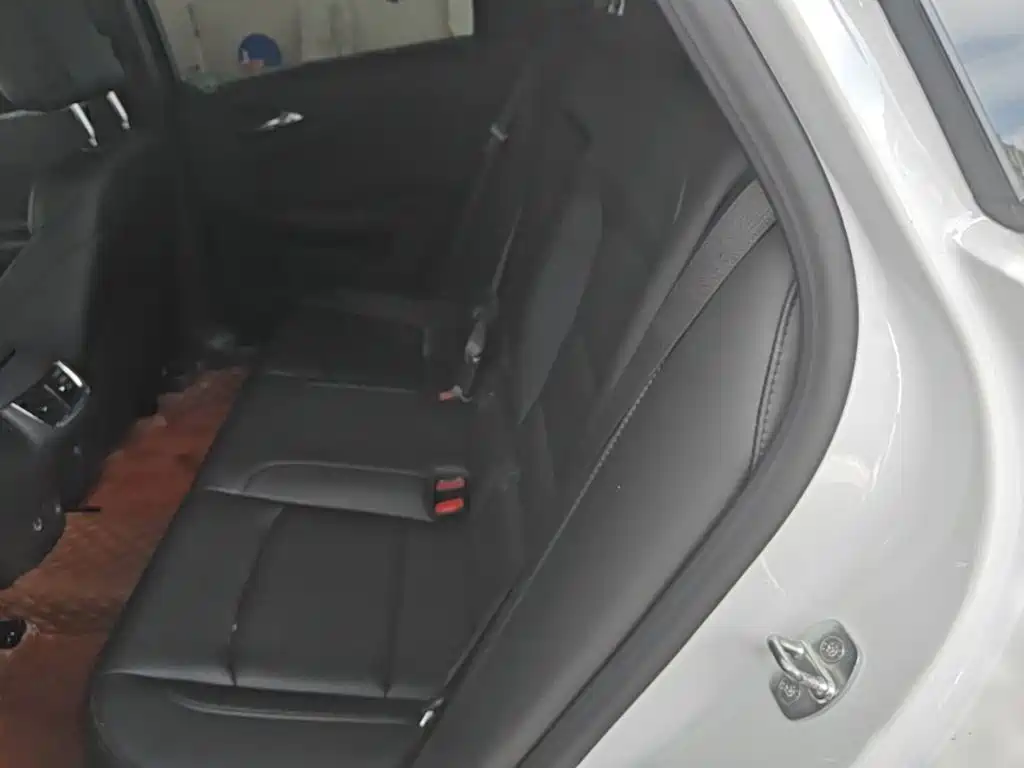 Chevrolet Malibu XL — миниатюра 17
