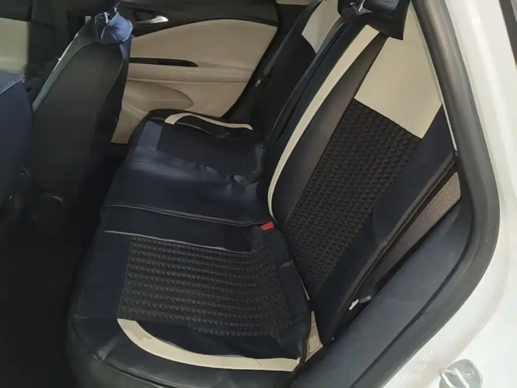 Buick Verano — миниатюра 17