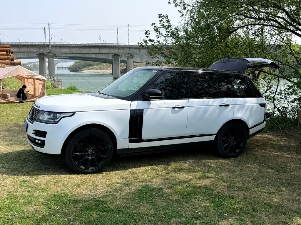Land Rover Range Rover 2013