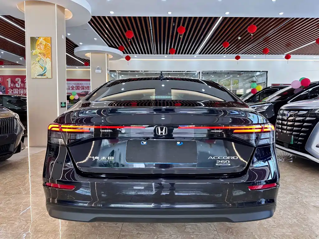 Honda Accord — миниатюра 5