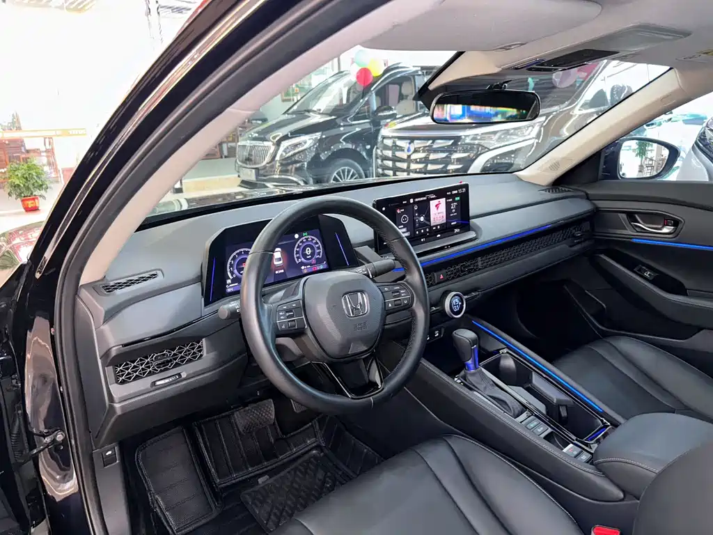 Honda Accord — миниатюра 7