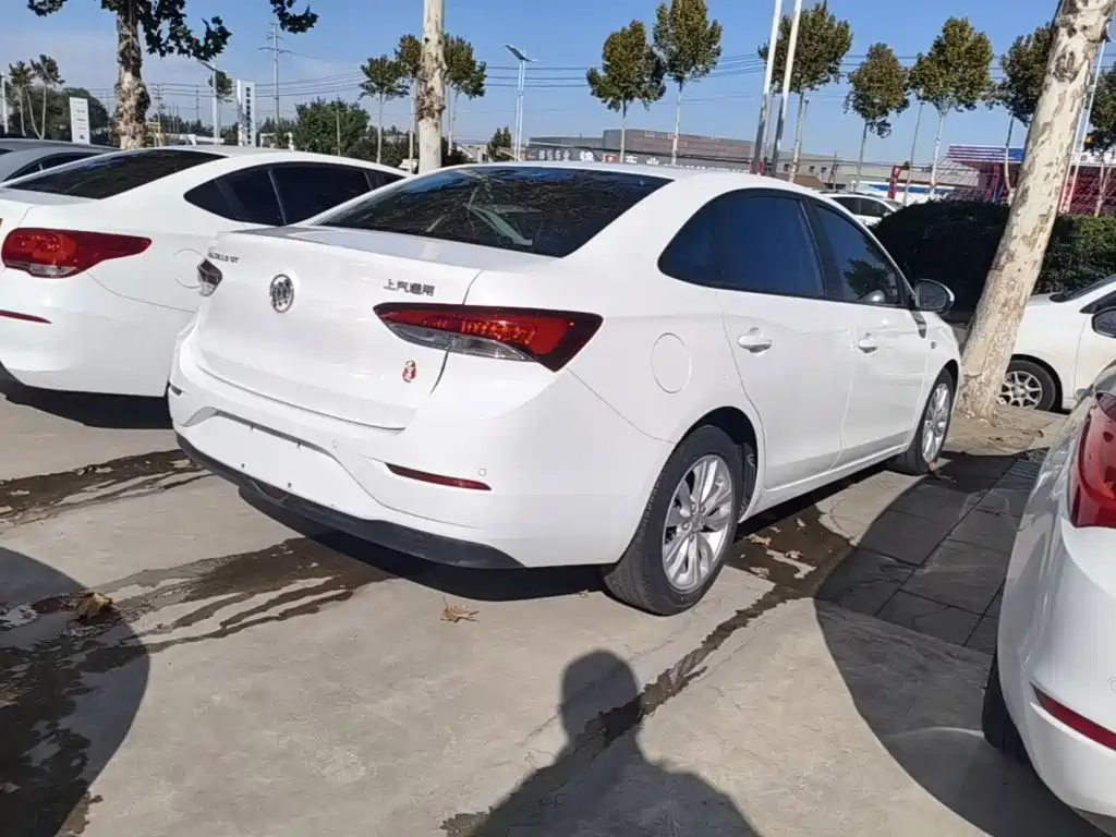 Buick Excelle — миниатюра 7