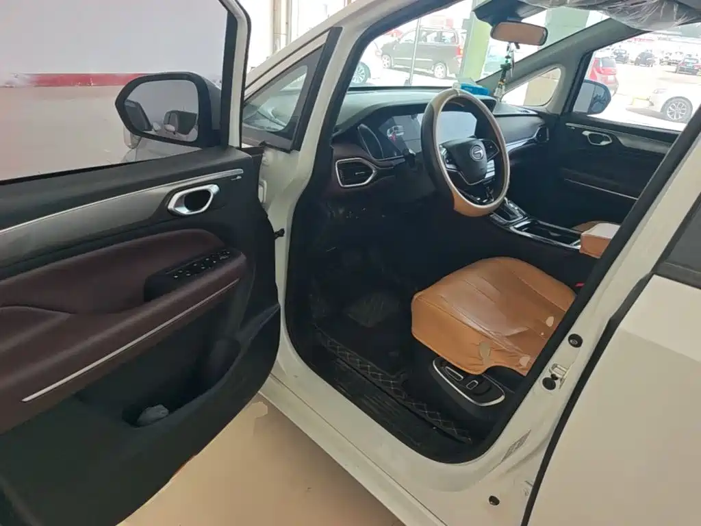 GAC Motor Trumpchi M6 — миниатюра 16