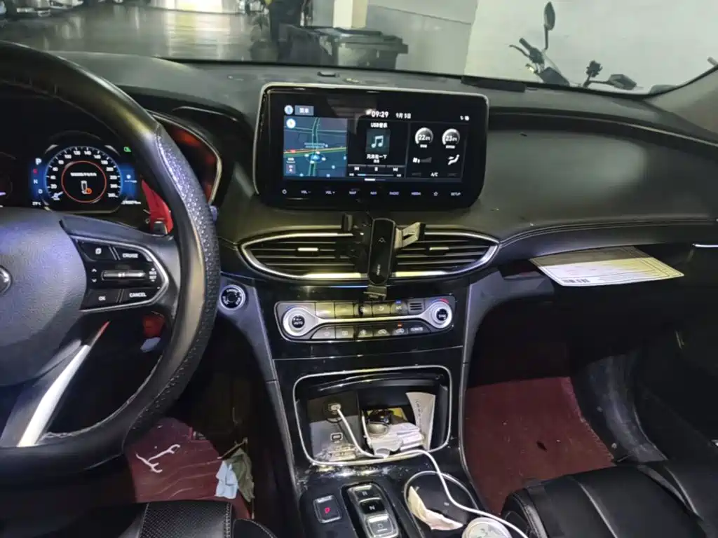 Hyundai Santa Fe — миниатюра 13