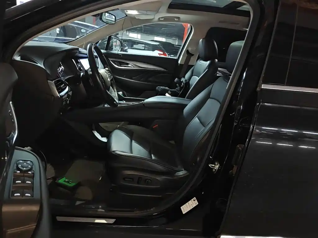 Buick Enclave — миниатюра 15