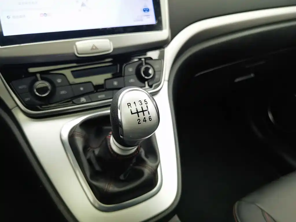 Haval M6 — миниатюра 13