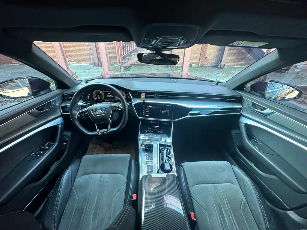 Audi A6L — миниатюра 10