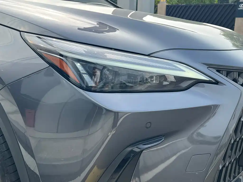 Lexus NX — миниатюра 13
