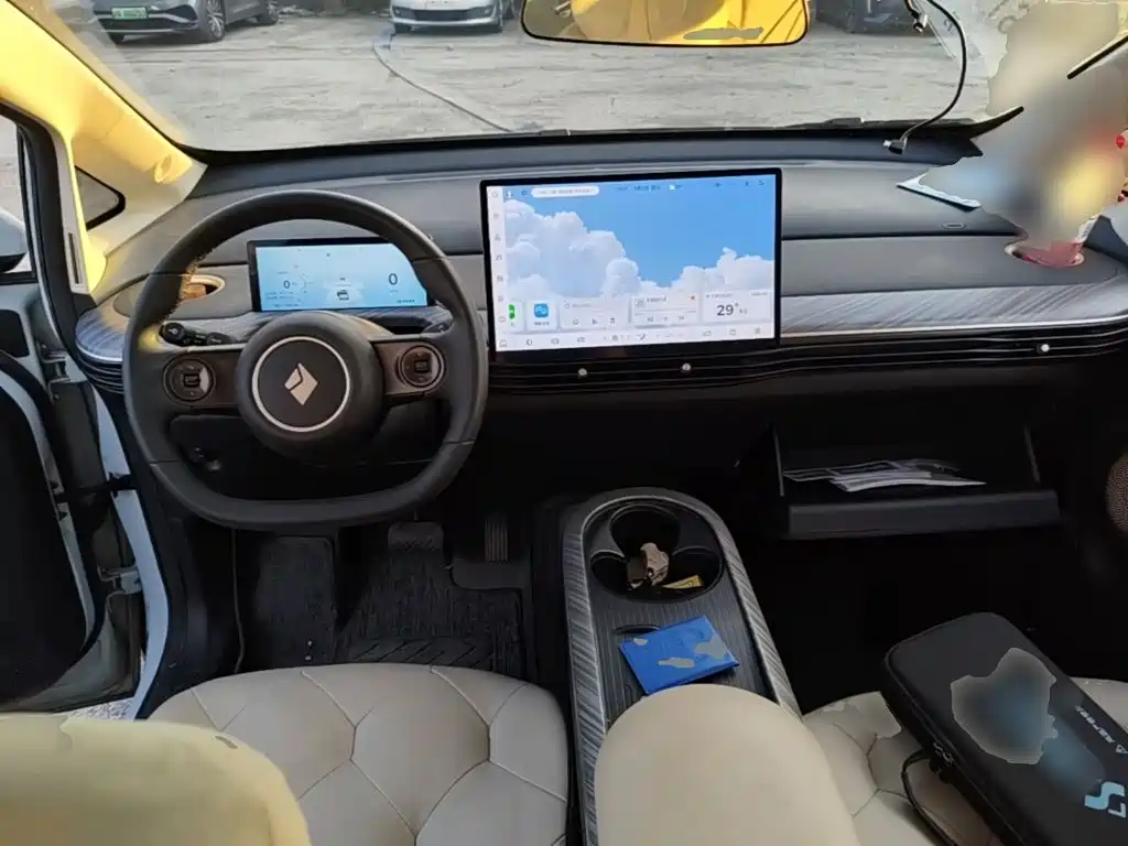 Baojun Yunduo — миниатюра 10