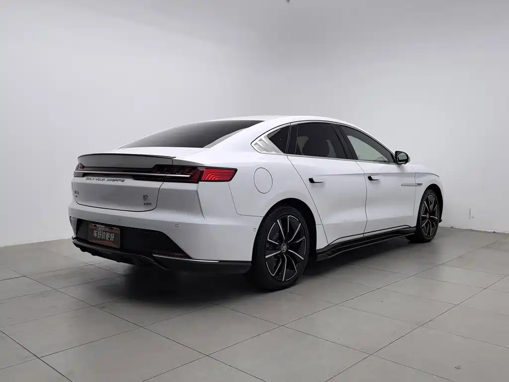 BYD Han — миниатюра 2