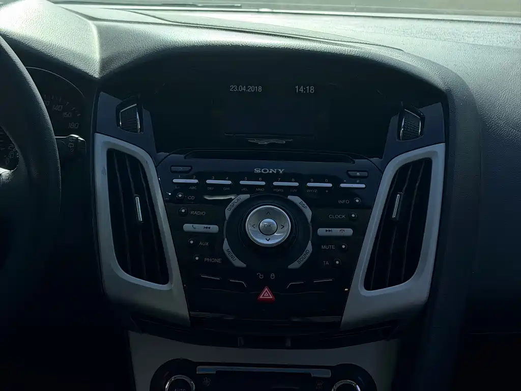 Ford Focus — миниатюра 16