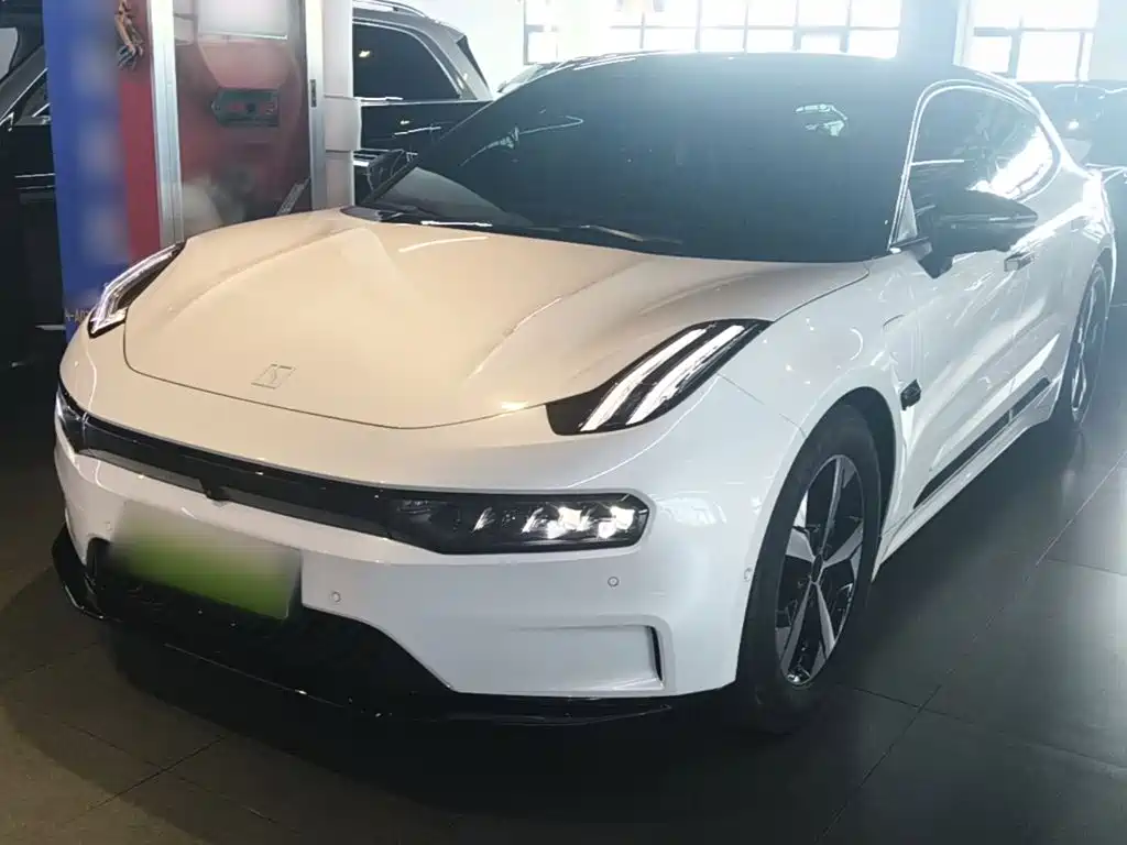 Zeekr 001