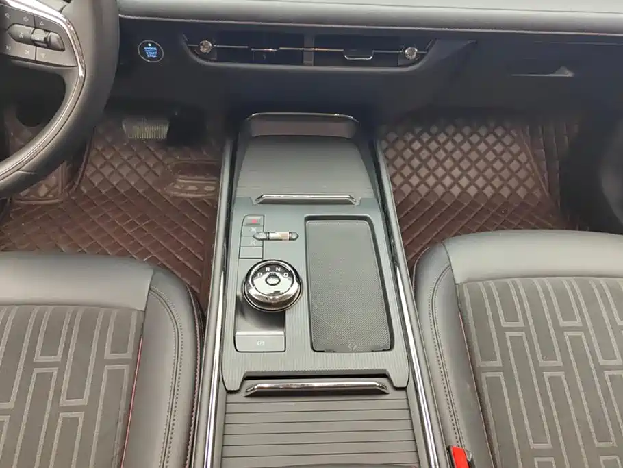 Ford Mondeo — миниатюра 16
