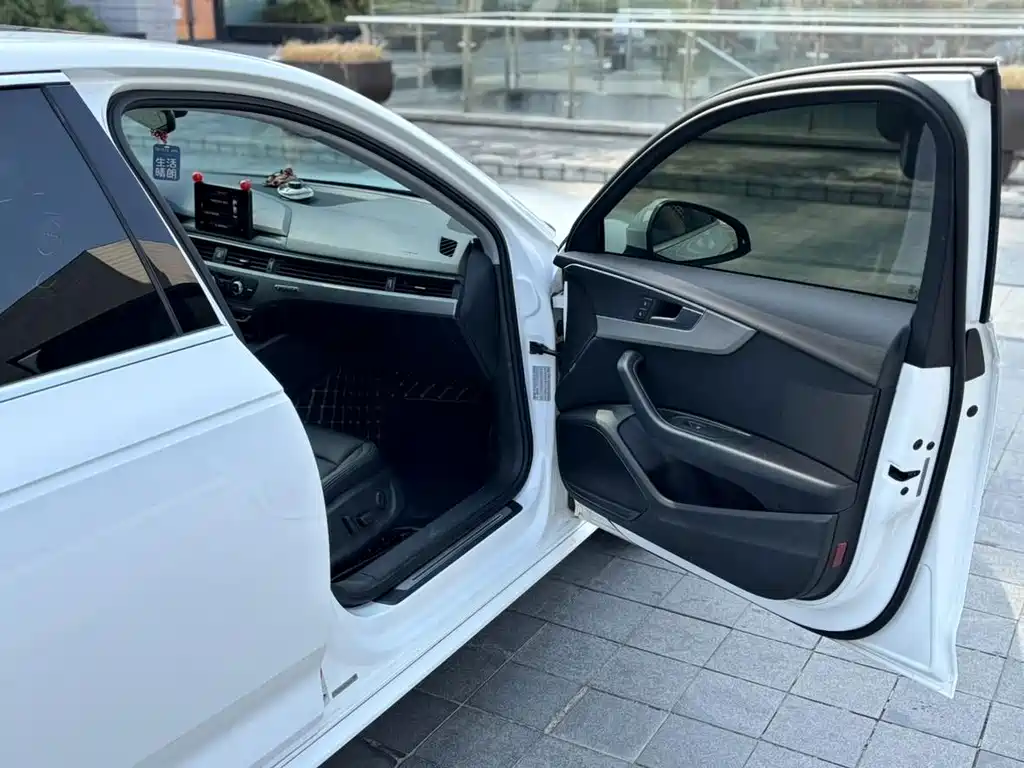 Audi A4L — миниатюра 12