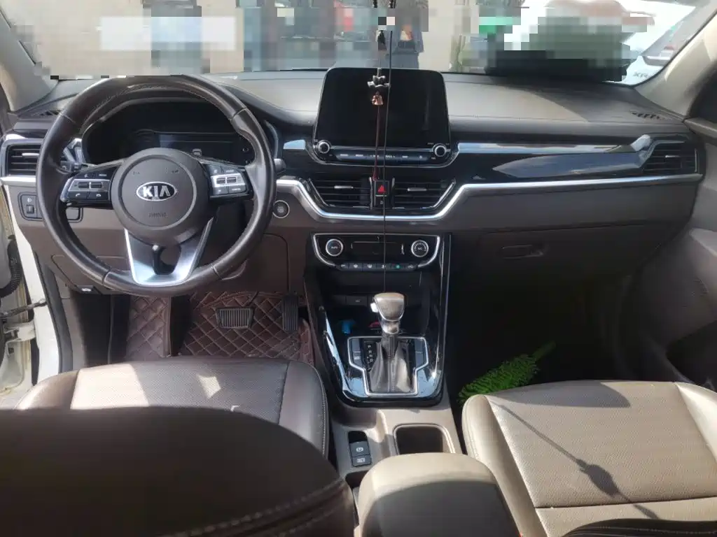 Kia Sportage — миниатюра 13