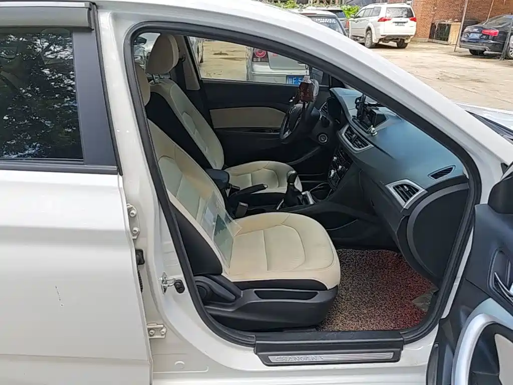 Changan V7 — миниатюра 25
