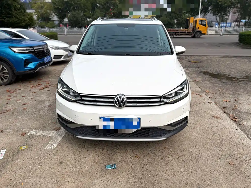 Volkswagen Touran — миниатюра 3