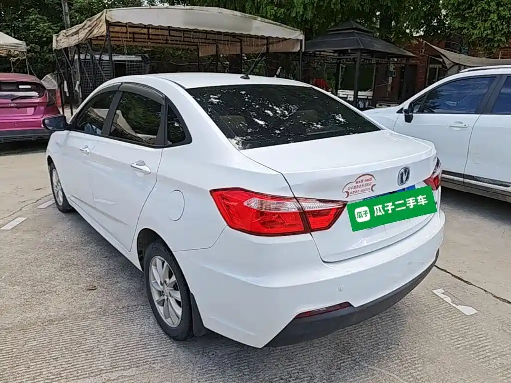 Changan V7 — миниатюра 5