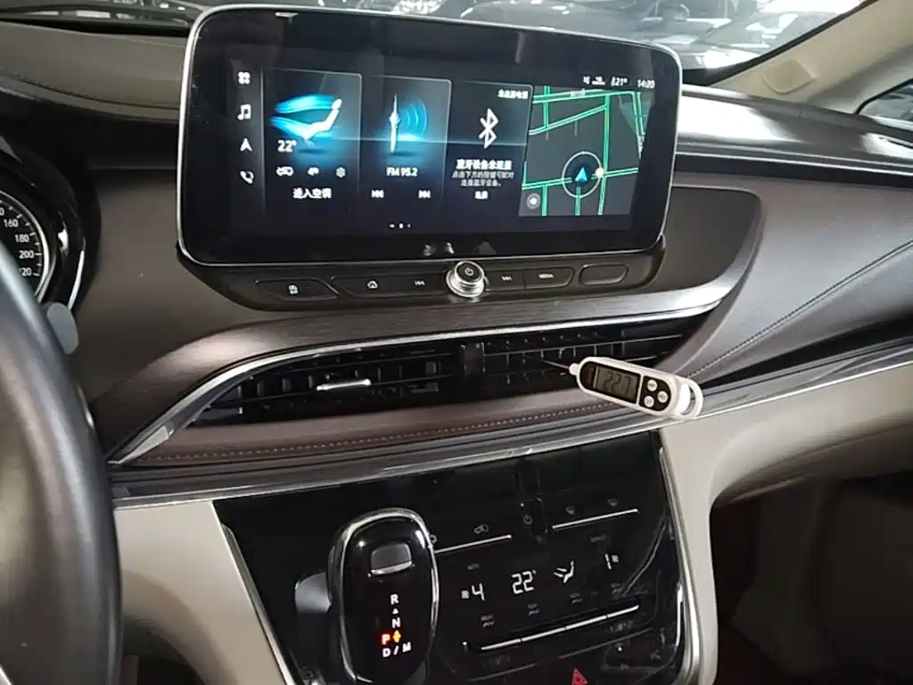 Buick GL8 — миниатюра 13