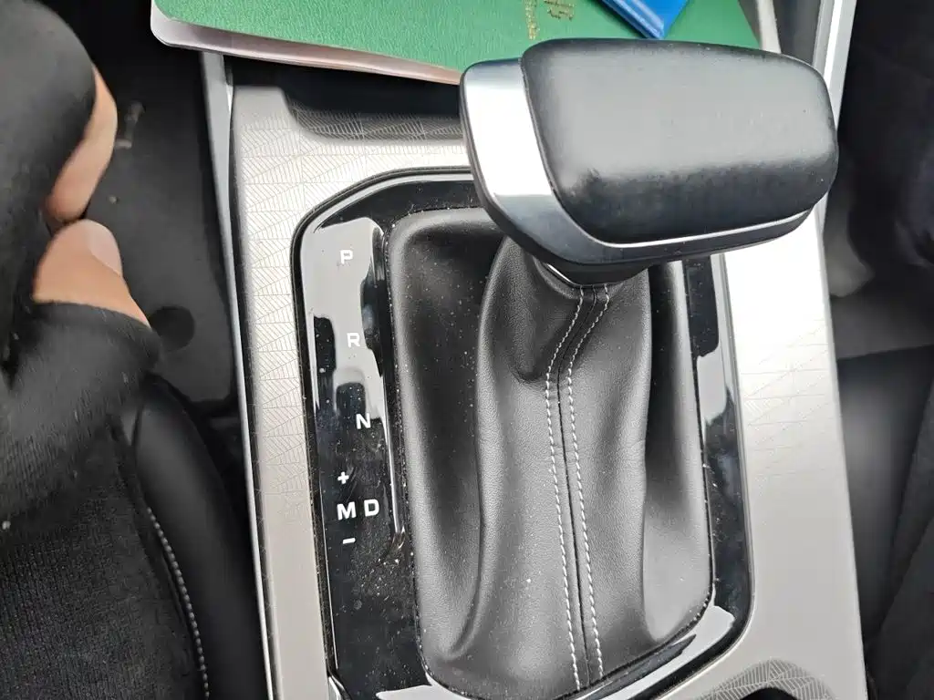 Geely Emgrand — миниатюра 10