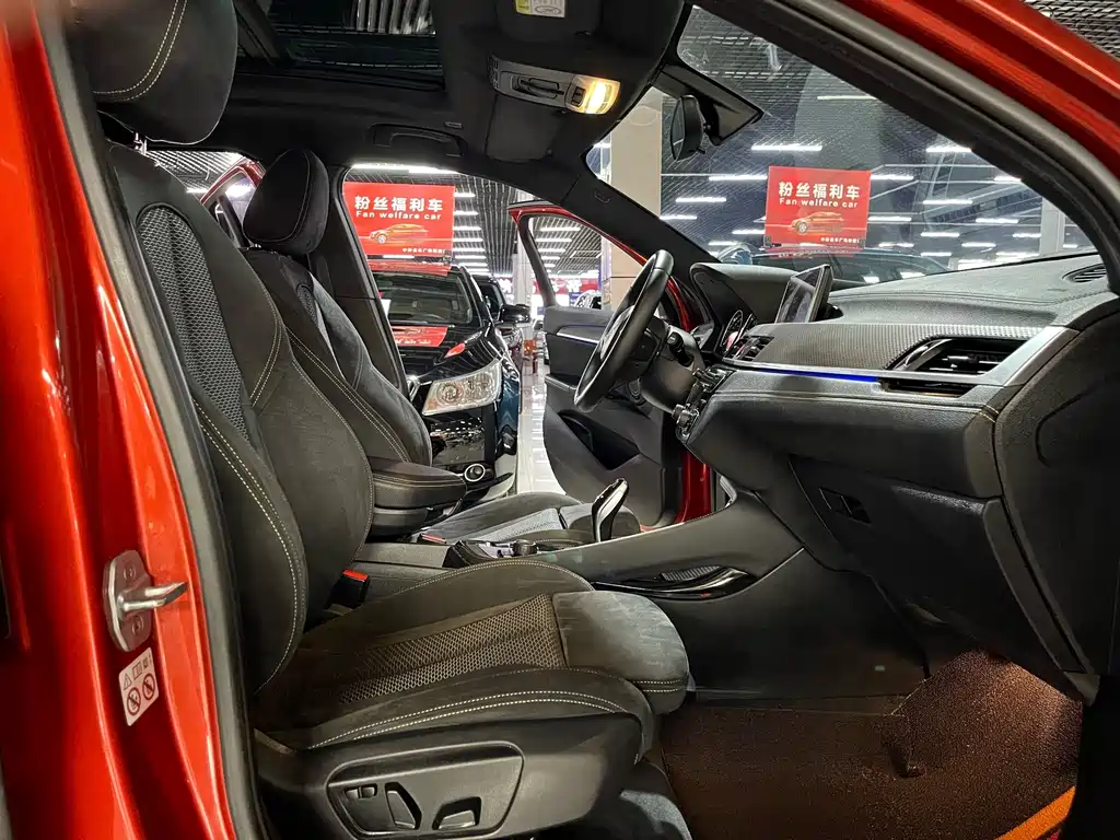 BMW X2 (Import) — миниатюра 9