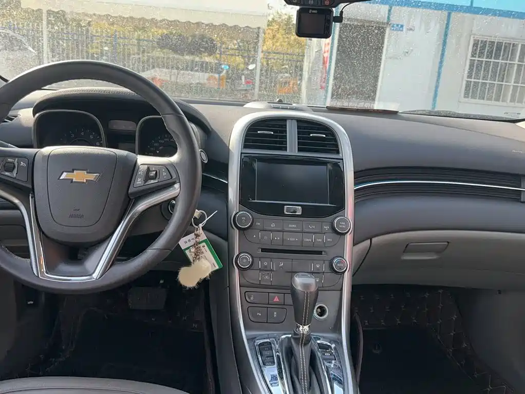 Chevrolet Malibu — миниатюра 14