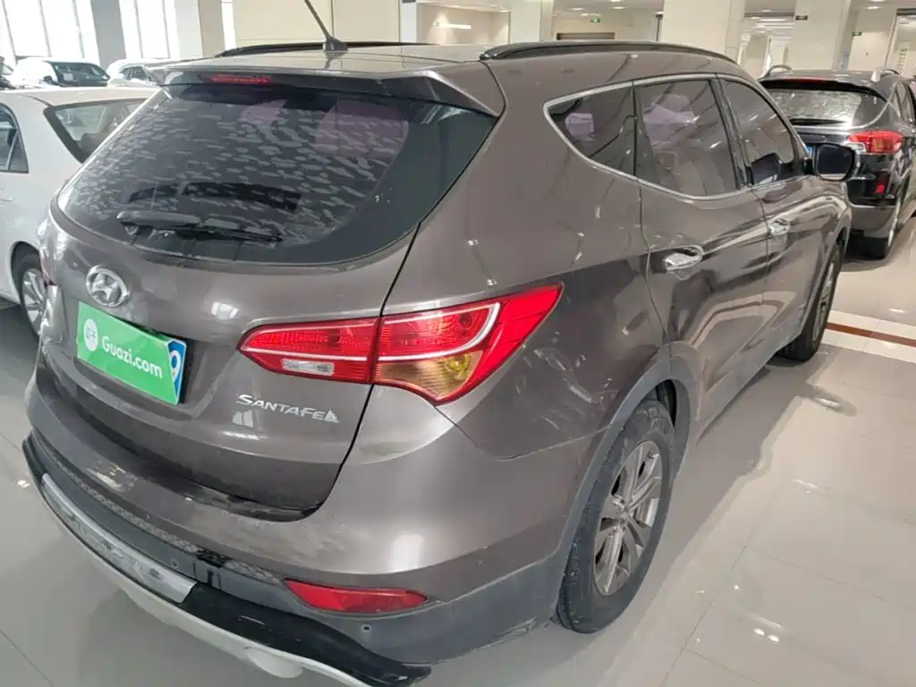 Hyundai Santa Fe — миниатюра 7