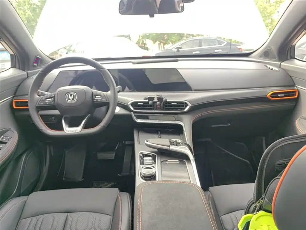 Changan UNI-T 2022 1.5T Luxury