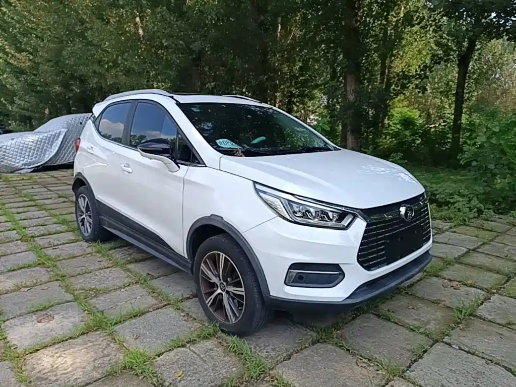 BYD Yuan EV — миниатюра 4