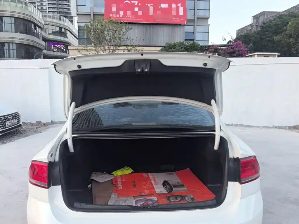 Volkswagen Lamando — миниатюра 19