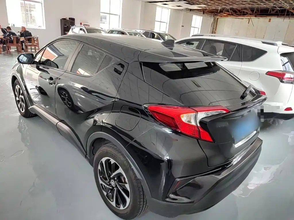 Toyota IZOA — миниатюра 5