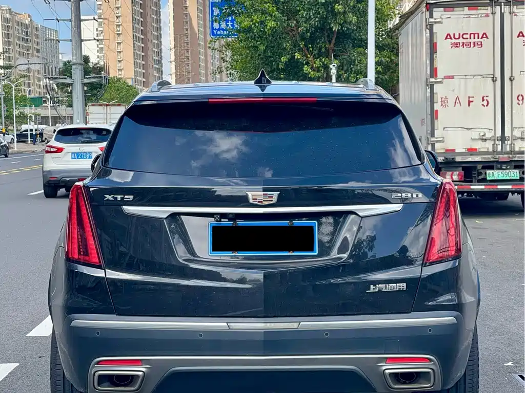 Cadillac XT5 — миниатюра 8