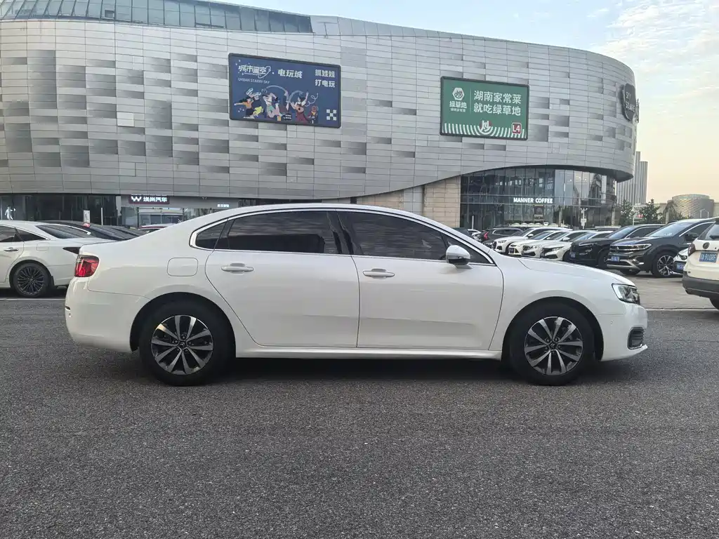 Citroen C6 — миниатюра 7