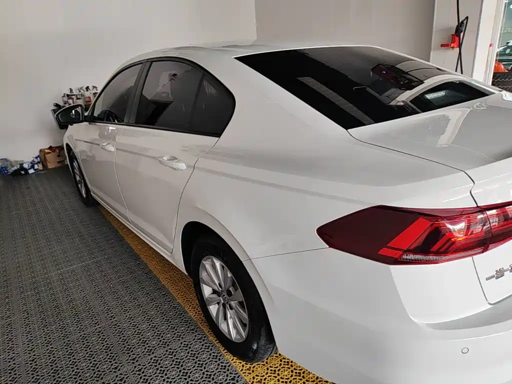 Volkswagen Bora — миниатюра 5