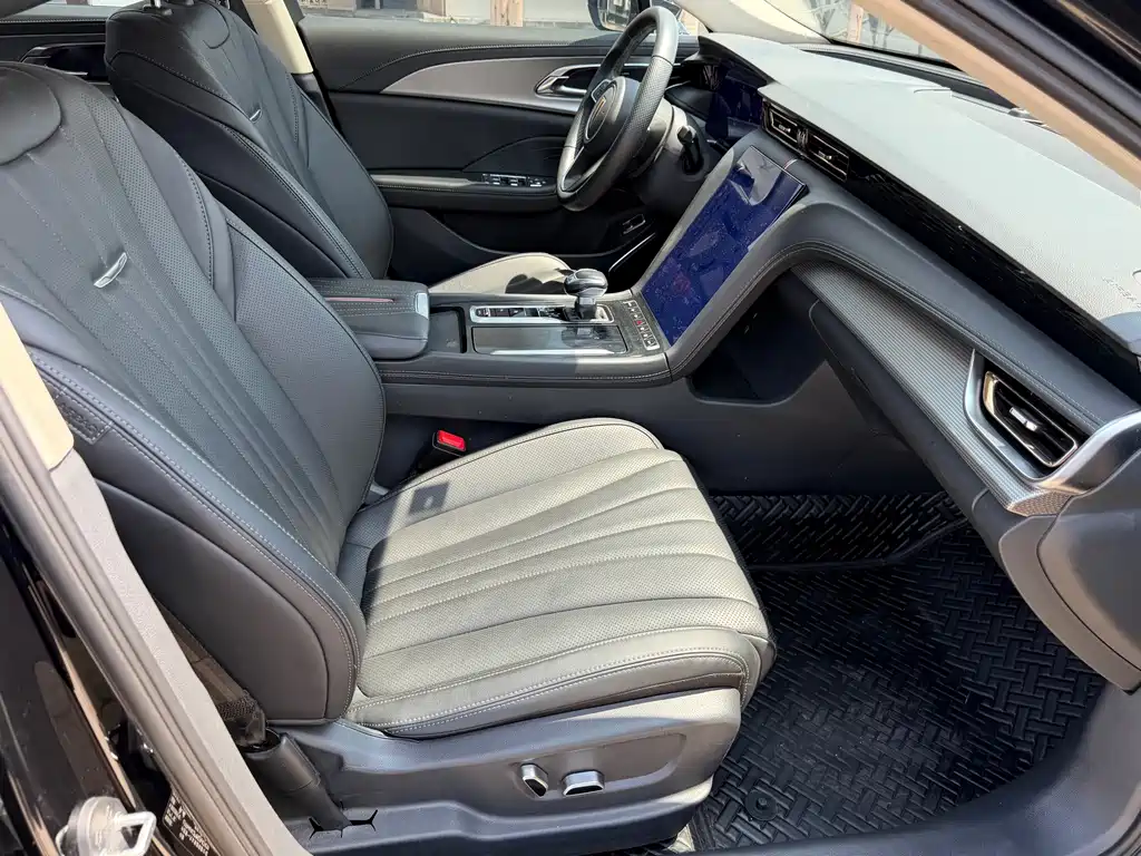 Hongqi Hongqi H5 — миниатюра 11