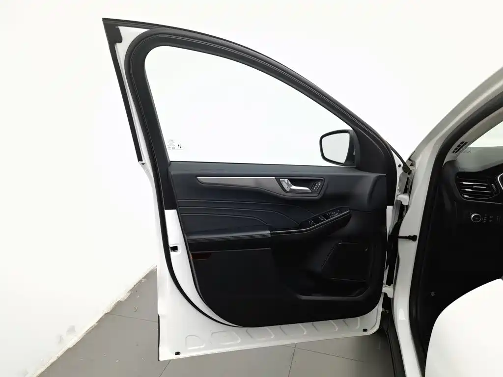 Ford Escape — миниатюра 8